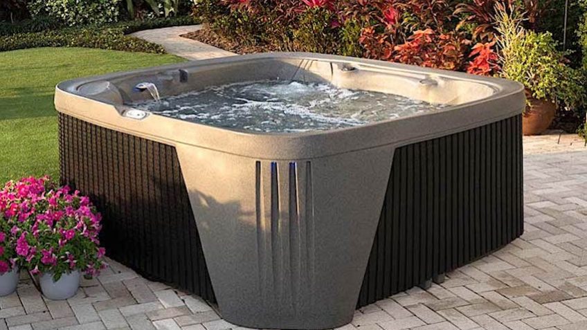 Best Plug And Play Hot Tub Buying Tips And Expert Reviews