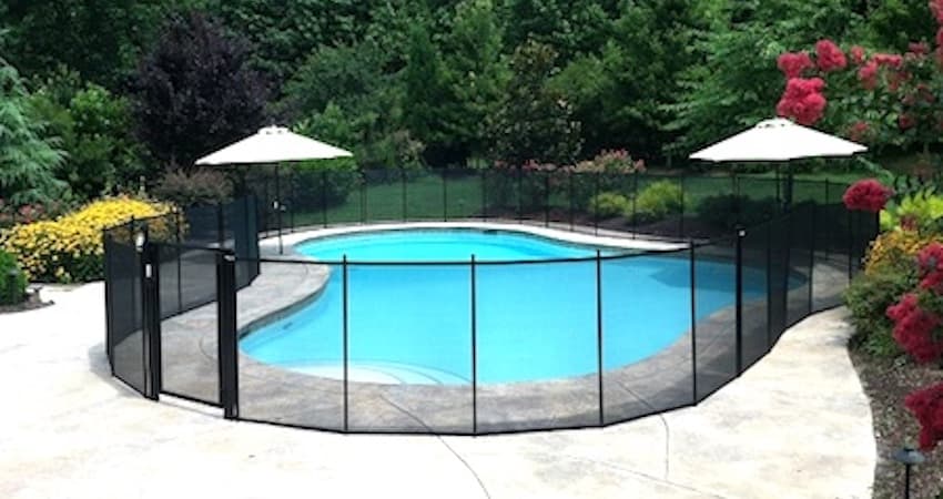 Best Pool Safety Fence | Review And Installation Guide - Hot Tub Guide